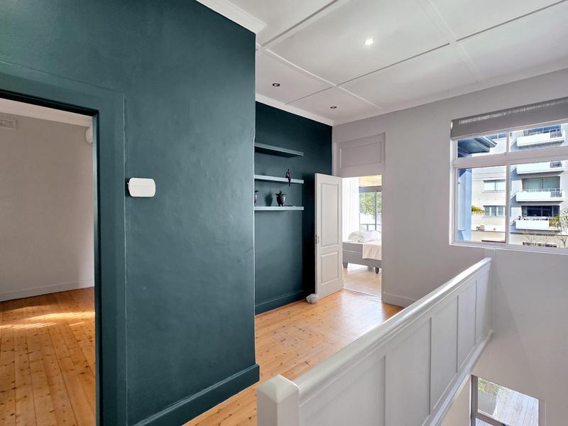 4 Bedroom Property for Sale in Bantry Bay Western Cape